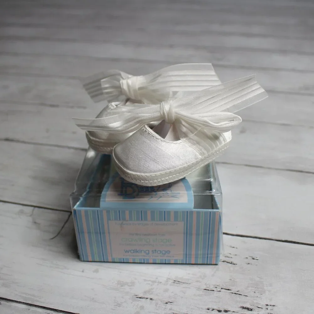 Baby Deer Baby Girl's White Satin Ballet Crib Shoes Preemie Size 00